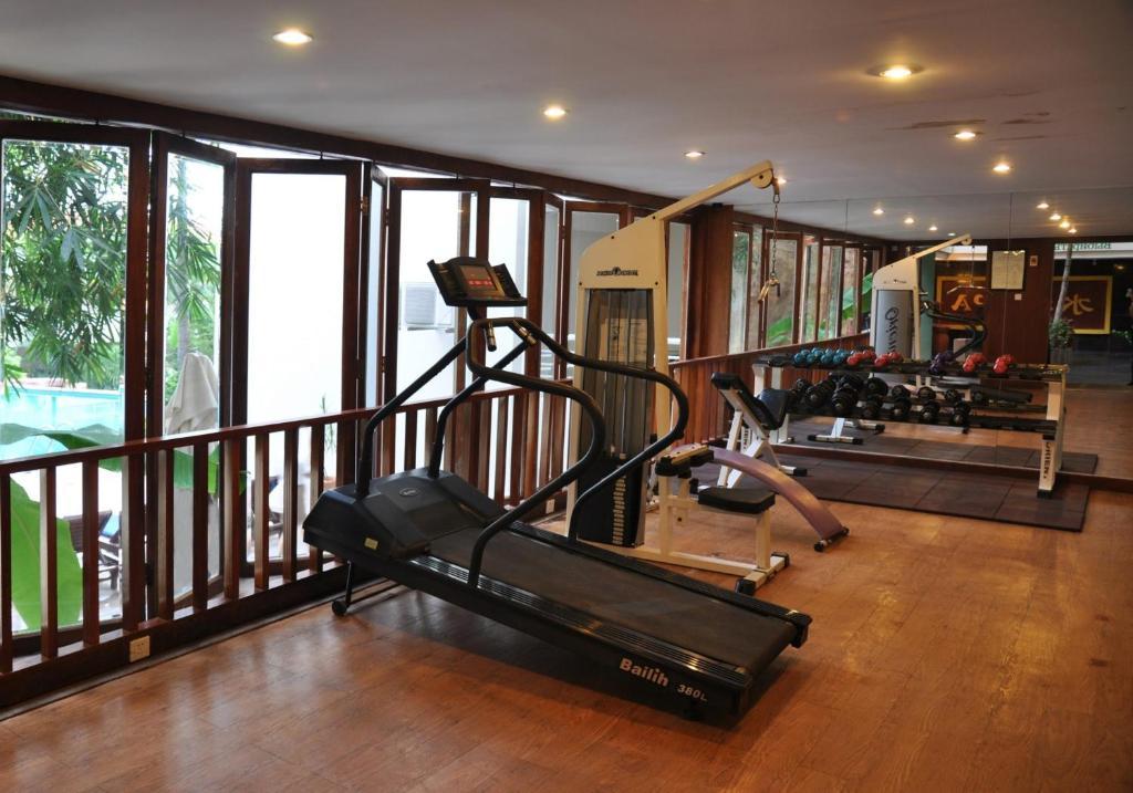 Guesthouse International Hotel Sanya Extérieur photo