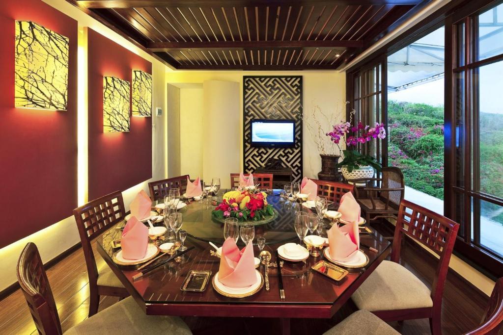 Guesthouse International Hotel Sanya Extérieur photo