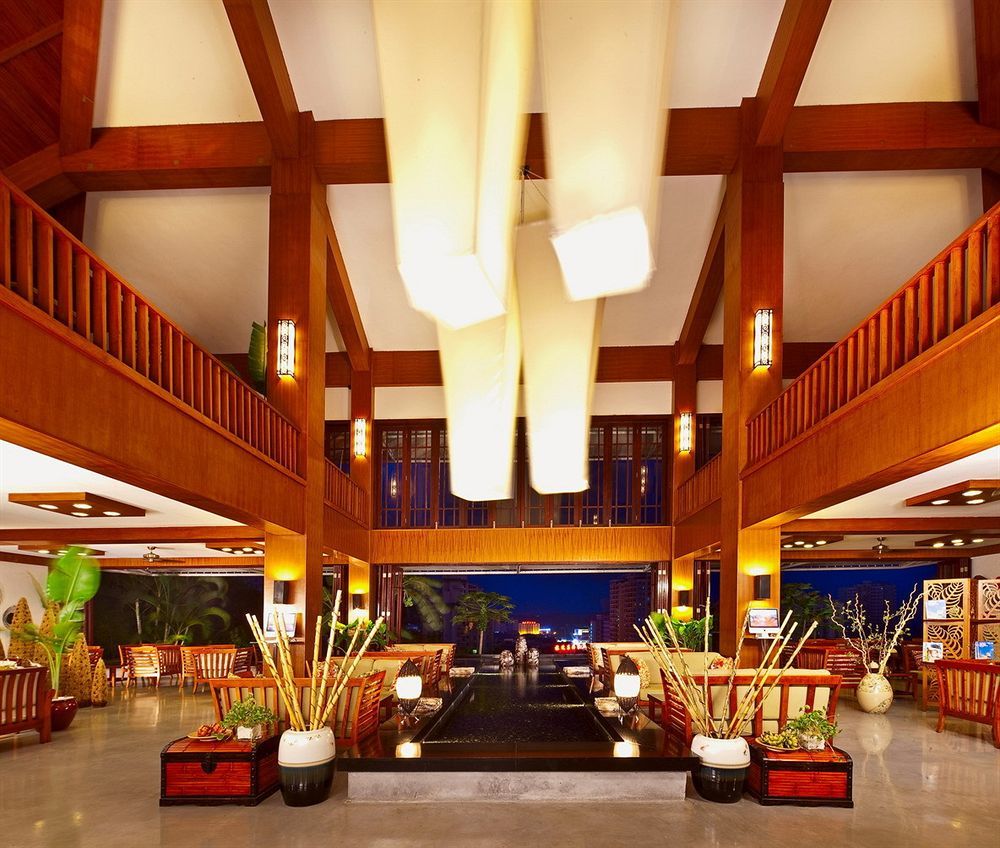 Guesthouse International Hotel Sanya Extérieur photo