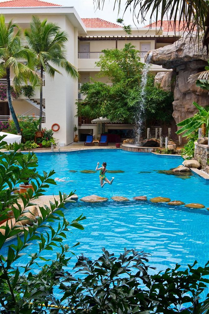 Guesthouse International Hotel Sanya Extérieur photo